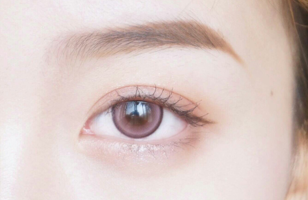 轻氧上眼，体验爱生华高透氧硅水凝胶隐形眼...
