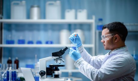 夜场新宠-爱生华硅水凝胶隐形眼镜